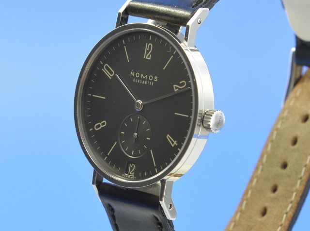 Nomos Tangente Ruthenium Datum