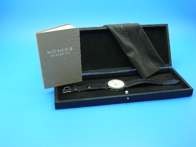 Nomos Tangente aus Mai 2014 NP.1320