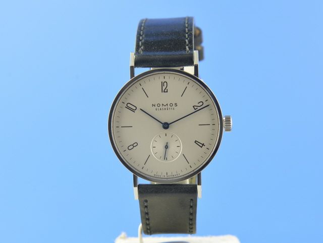 Nomos Tangente