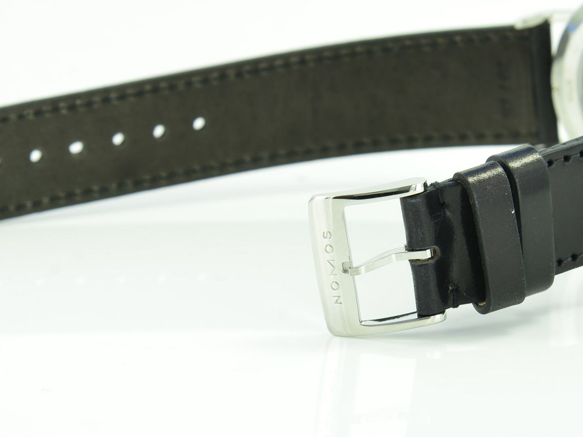 Nomos Tangomat Ruthenium Datum 603