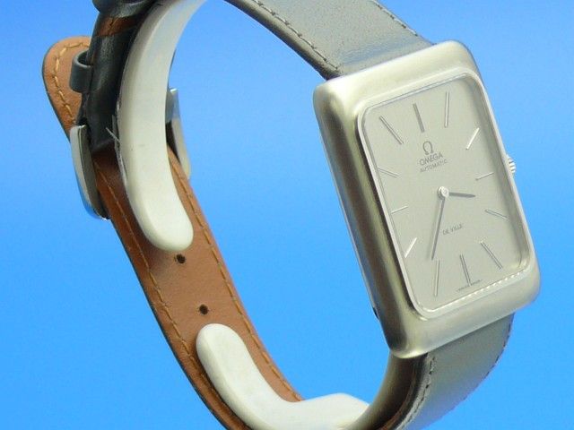 OMEGA DE VILLE UNGETRAGEN