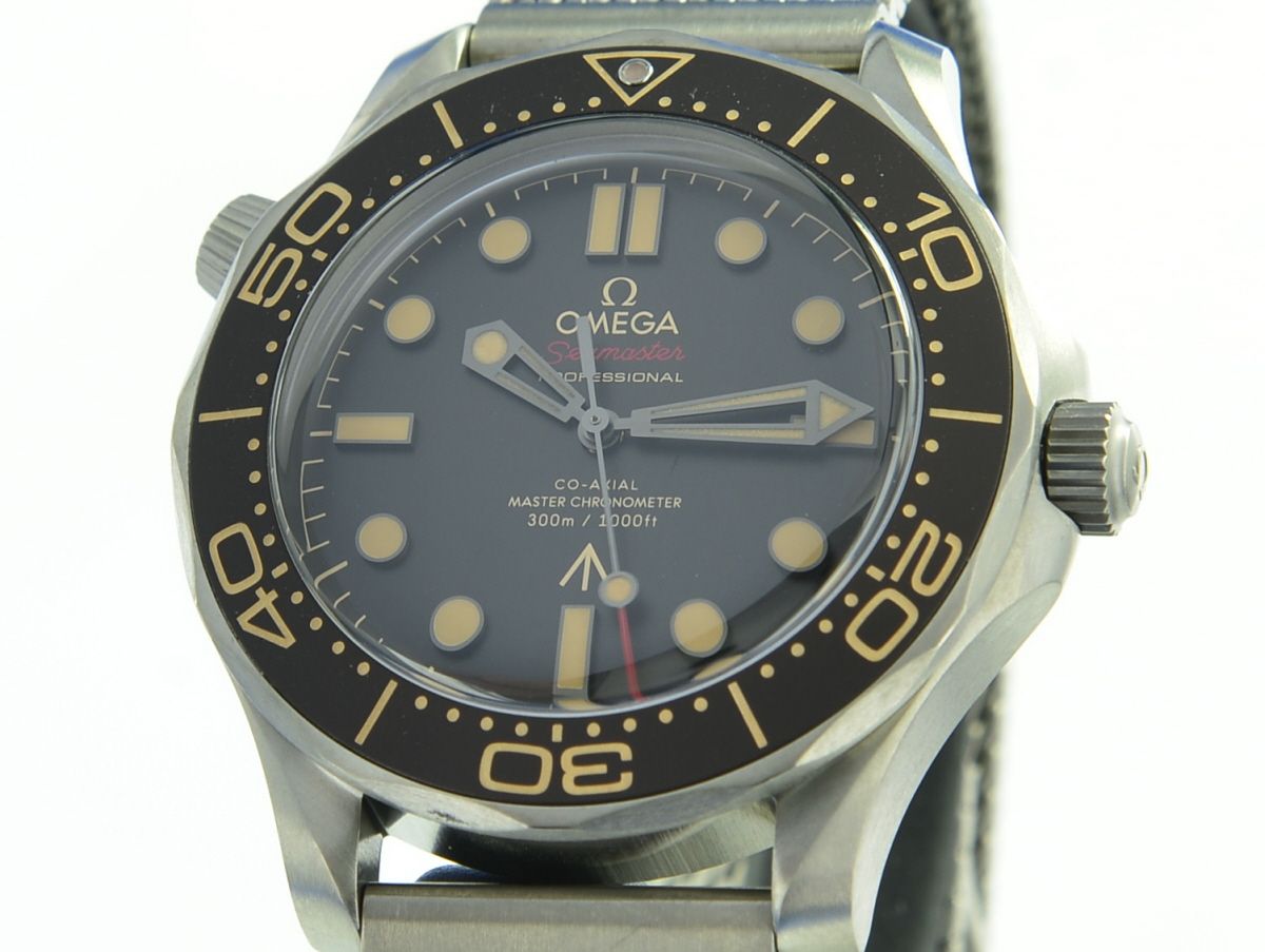 OMEGA Seamaster Diver 300M 007 James Bond 210.90.42.20.01.001