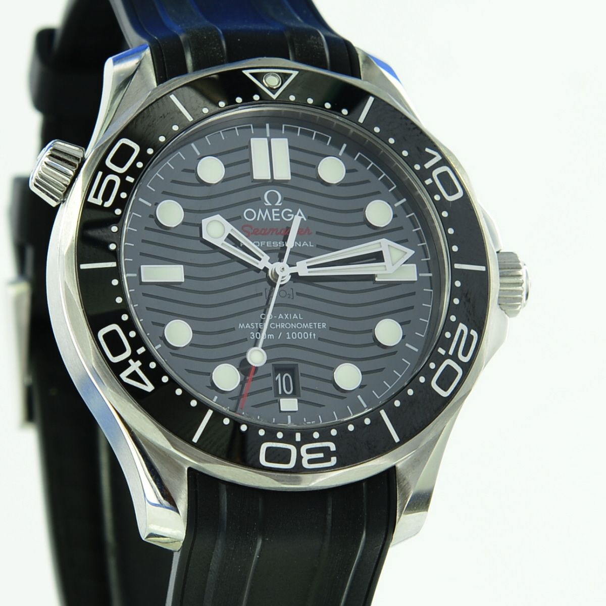 OMEGA Seamaster Diver 300M Co-Axial Master Chronometer 210.32.42.20.01.001