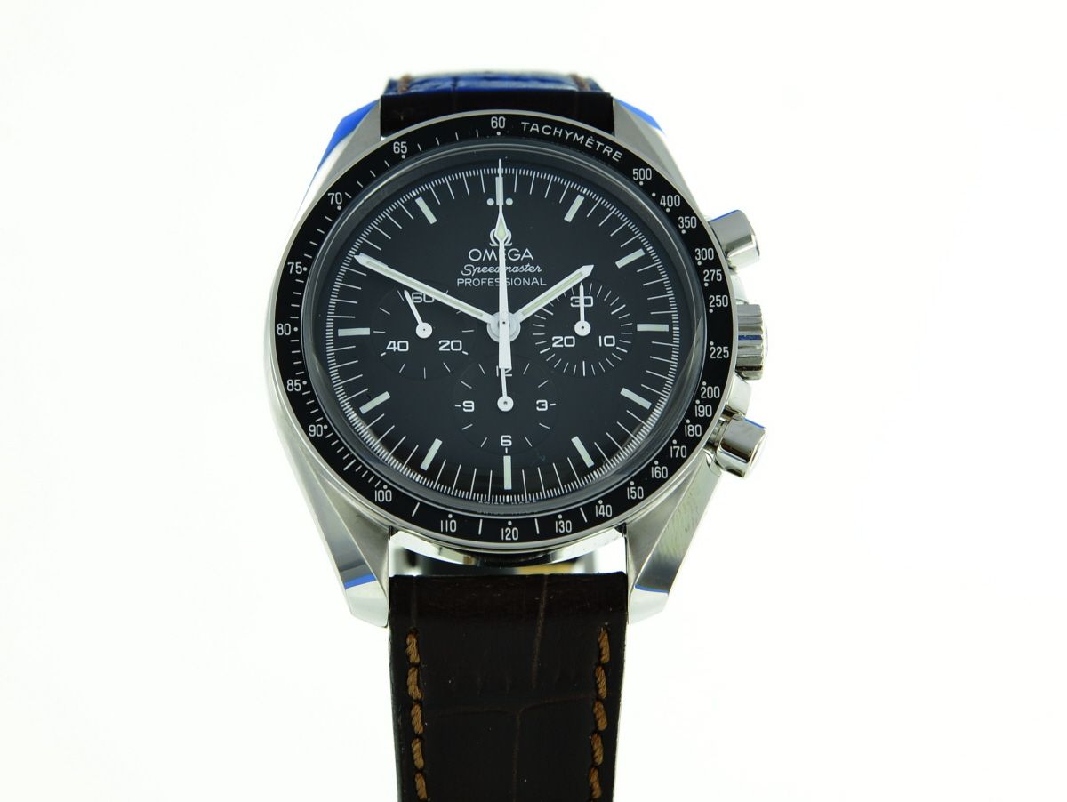 OMEGA Speedmaster Moonwatch Professional Chronograph