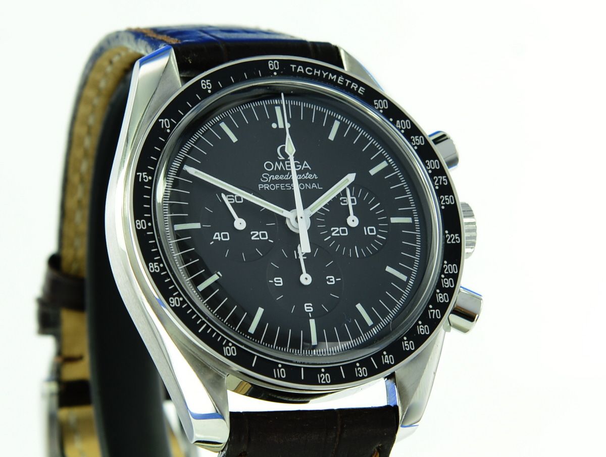 OMEGA Speedmaster Moonwatch Professional Chronograph