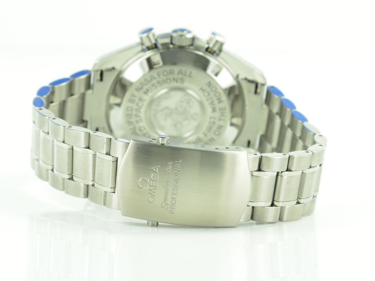 OMEGA Speedmaster Moonwatch Professional Chronograph