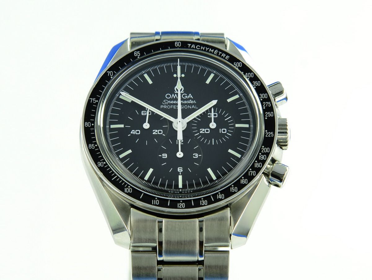 OMEGA Speedmaster Moonwatch Professional Chronograph