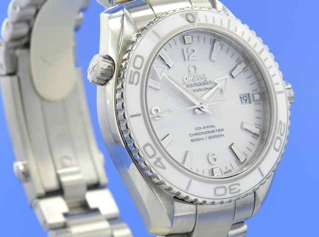 Omega Seamaster Planet Ocean 42 mm