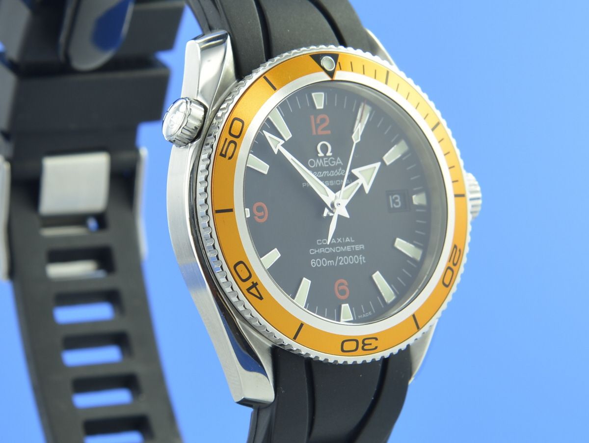 Omega Seamaster Planet Ocean  600M