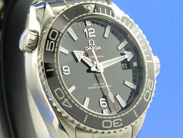 Omega Seamaster Planet Ocean 600M Master Chronometer