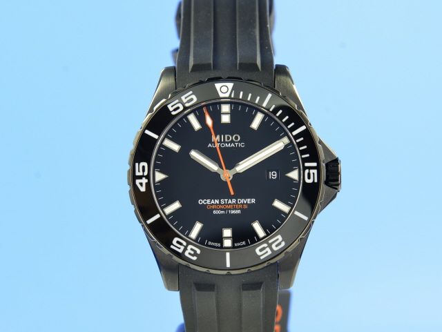 Mido Ocean Star 600 Black Chronometer