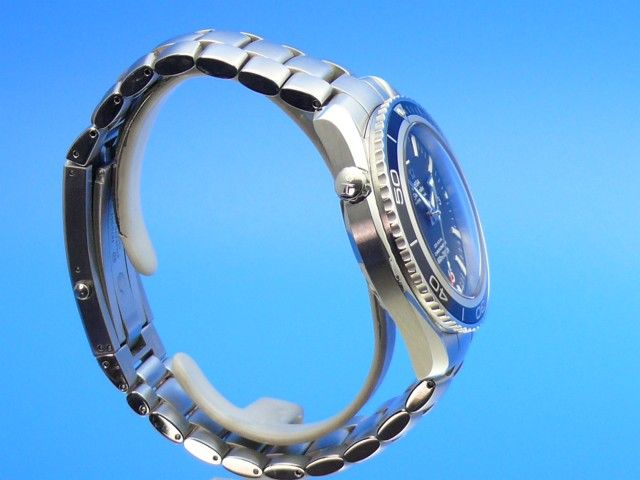 Omega Seamaster Planet Ocean aus 11/2010