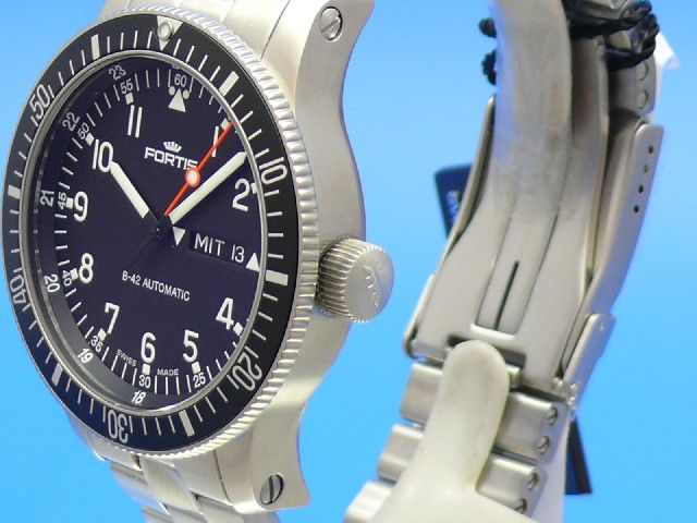 Fortis B-42 Day/Date Official Cosmonauts