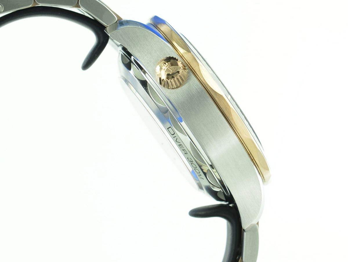 Omega Seamaster Diver 300M Chronograph Master Chronometer