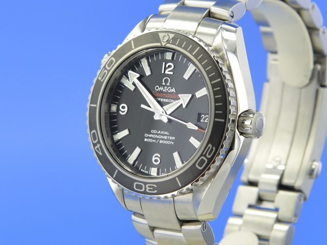 Omega Seamaster Planet Ocean 42 mm Keramik