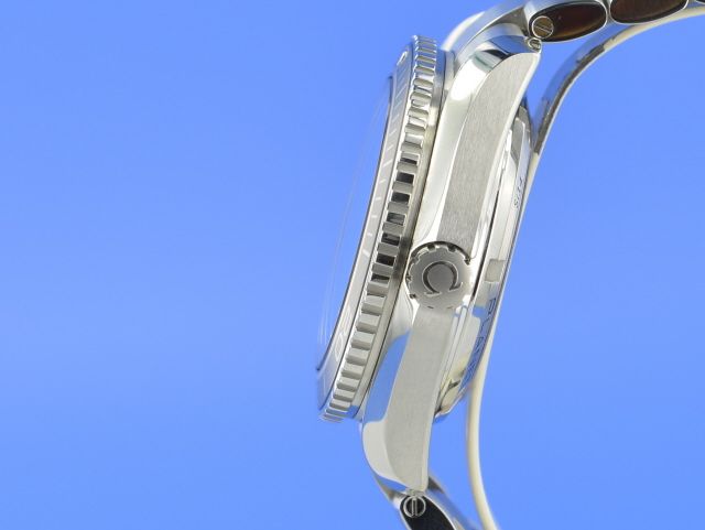 Omega Seamaster Planet Ocean 42 mm Keramik