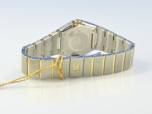 Omega Constellation 27mm Quarz Mother of Pearl