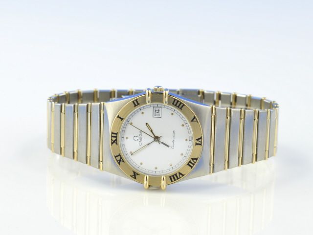 Omega Constellation 35 mm Stahl/Gold