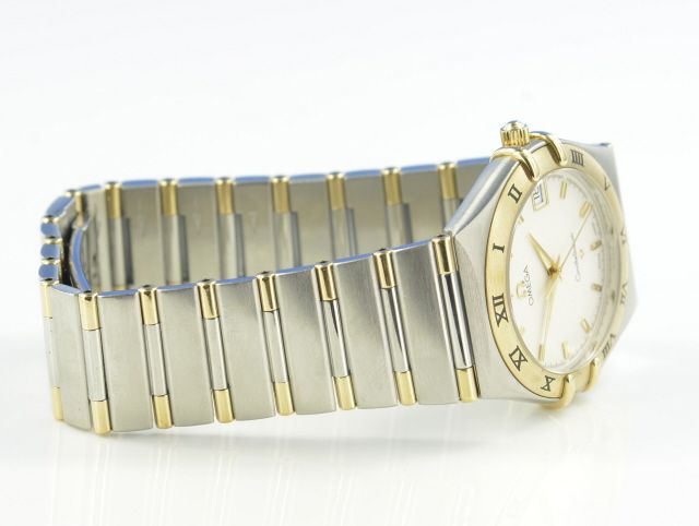 Omega Constellation 35 mm Stahl/Gold