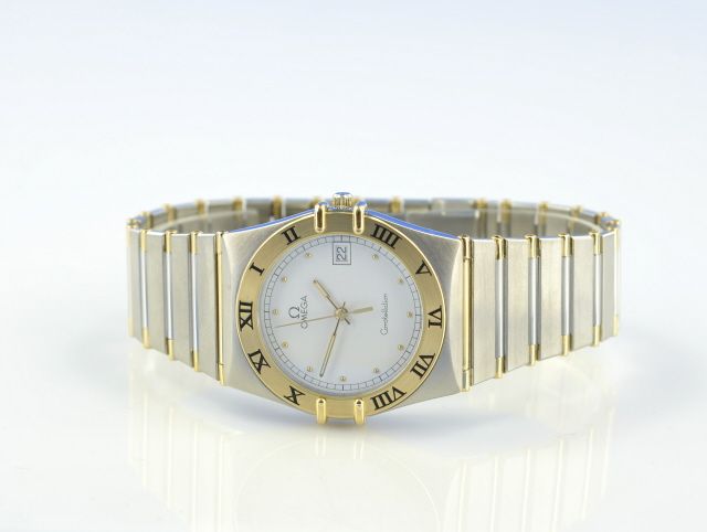 Omega Constellation 35 mm
