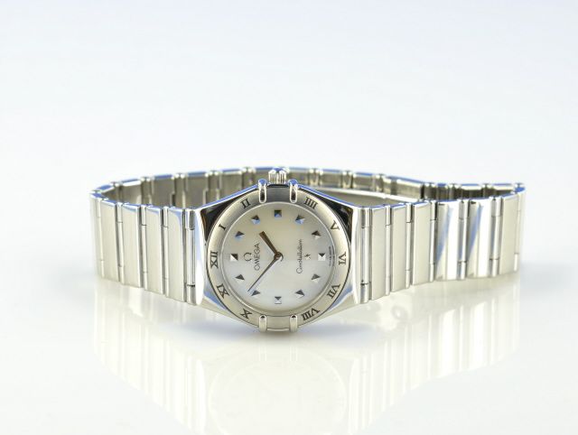 Omega Constellation Lady Mini
