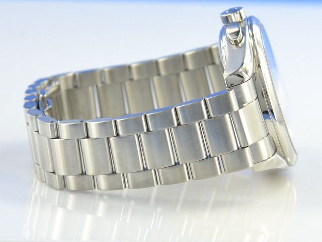 Omega Seamaster Aqua Terra Chronograph