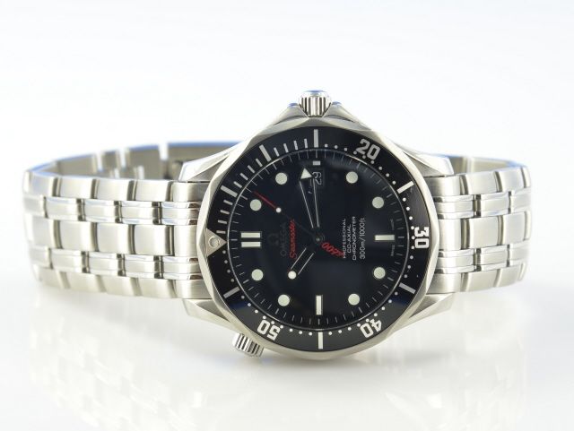 Omega Seamaster Diver 007 James Bond Ltd Edition