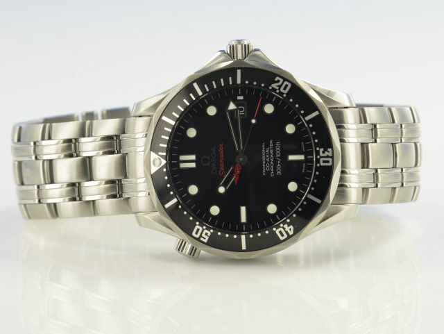 Omega Seamaster Diver 007 James Bond Ltd Edition