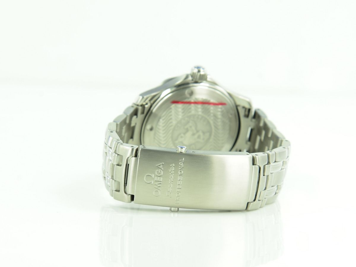 Omega Seamaster Diver 300 M Mid-Size