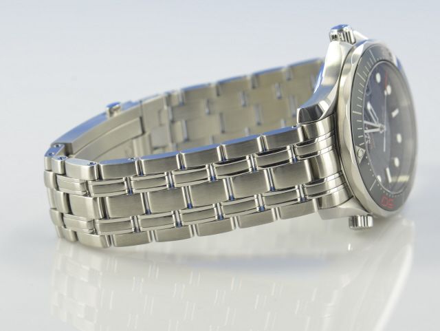 Omega Seamaster Diver 300M 50th Anniversary James Bond