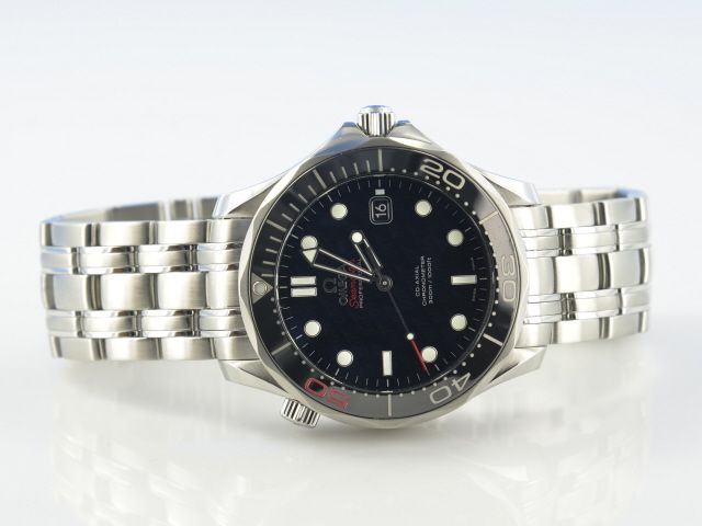 Omega Seamaster Diver 300M 50th Anniversary James Bond