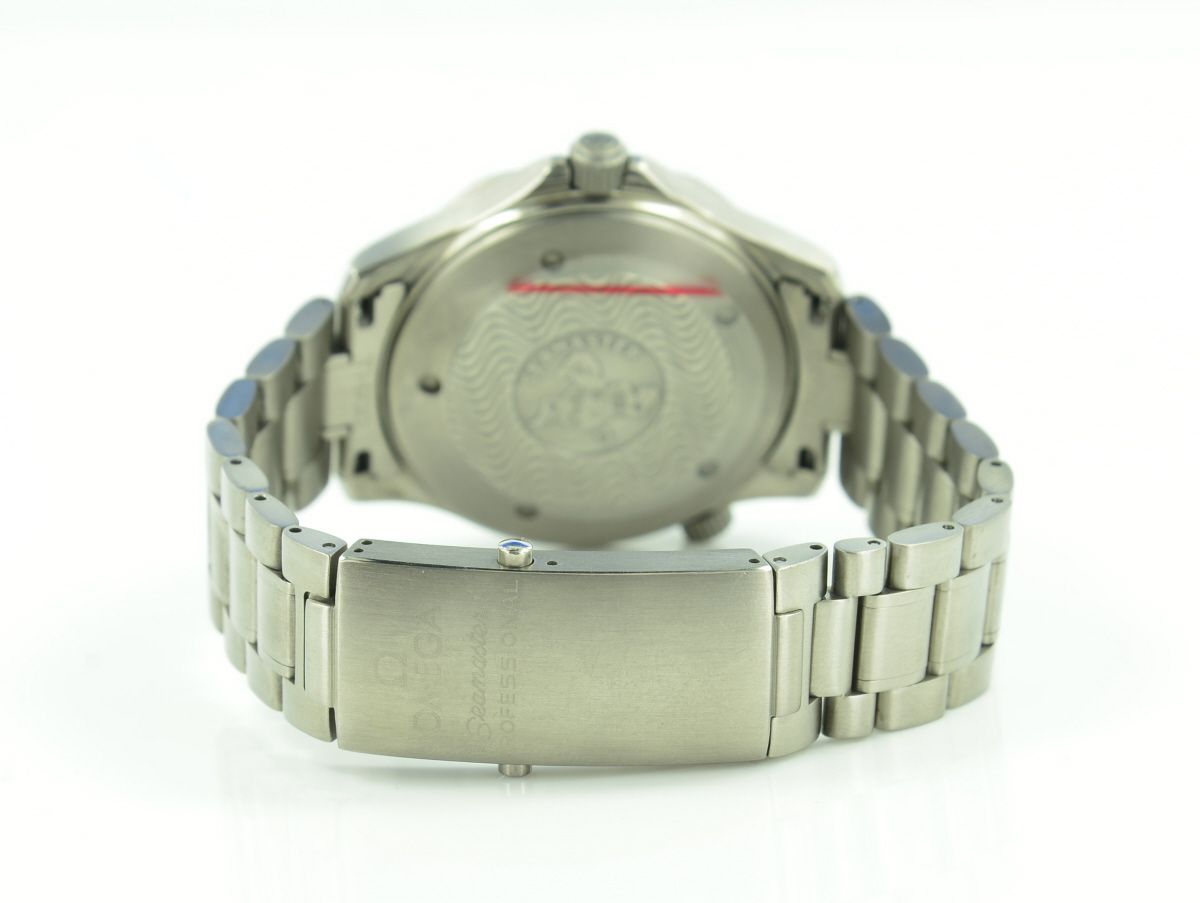 Omega Seamaster Diver 300M Automatik Titan