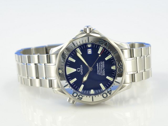 Omega Seamaster Diver 300M Blue Dial Automatik