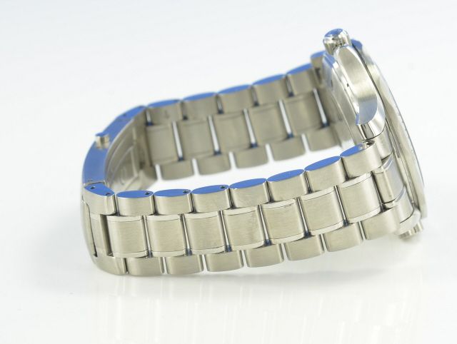 Omega Seamaster Diver 300M Blue Dial Automatik