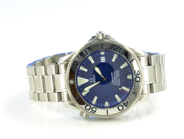Omega Seamaster Diver 300M Blue Dial Automatik