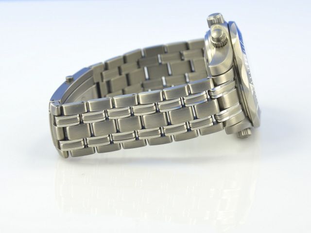 Omega Seamaster Diver 300M Chrono Titan