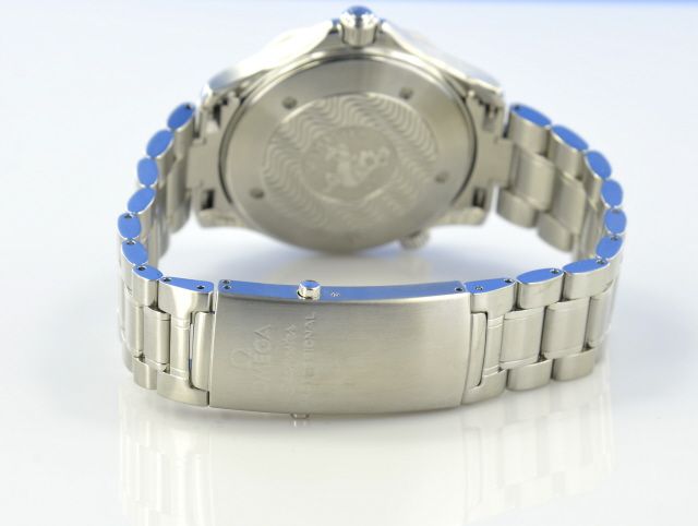 Omega Seamaster Diver 300M Chronometer