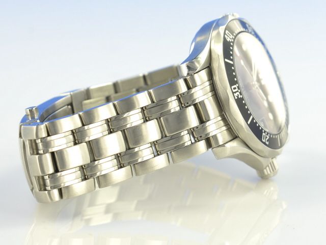 Omega Seamaster Diver 300M Co-Axial Medium