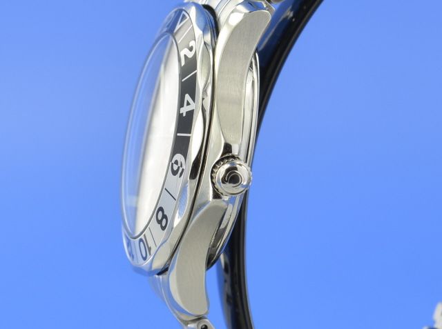 Omega Seamaster Diver 300M GMT