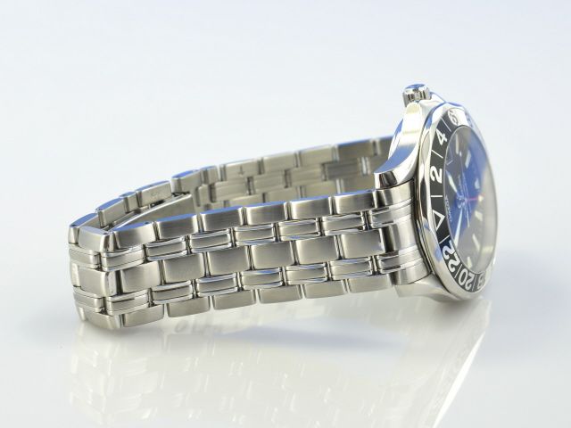 Omega Seamaster Diver 300M GMT