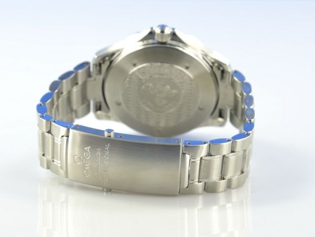 Omega Seamaster Diver 300M GMT