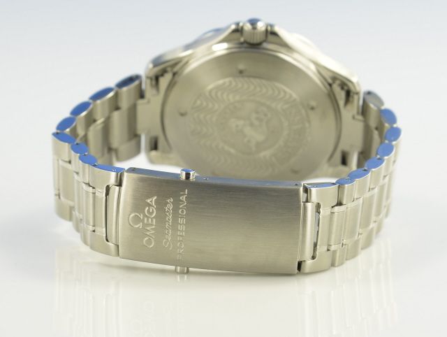 Omega Seamaster Diver 300M GMT