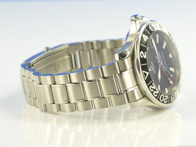 Omega Seamaster Diver 300M GMT