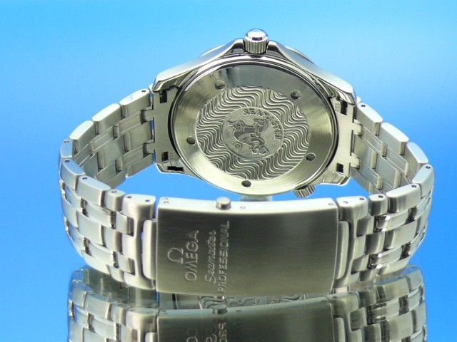 Omega Seamaster Diver 300M James Bond