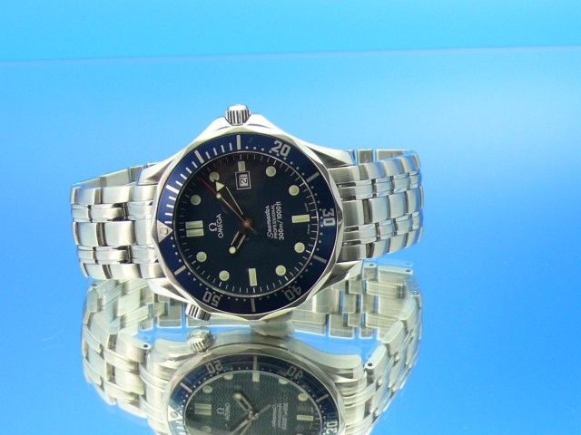 Omega Seamaster Diver 300M James Bond