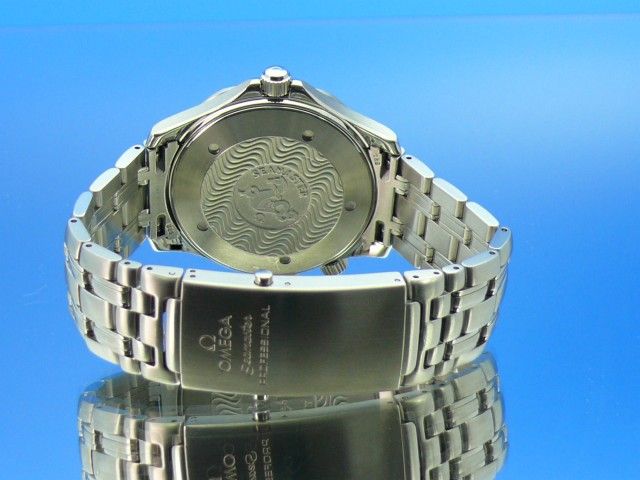 Omega Seamaster Diver 300M James Bond