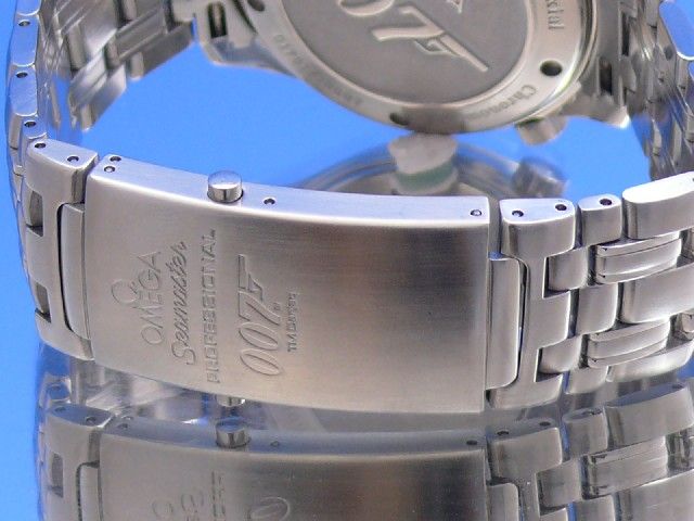 Omega Seamaster Diver 300M  James Bond 007