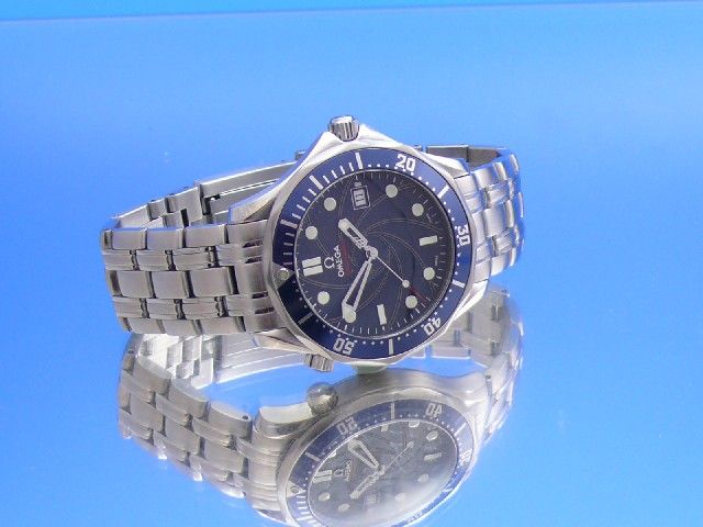 Omega Seamaster Diver 300M  James Bond 007