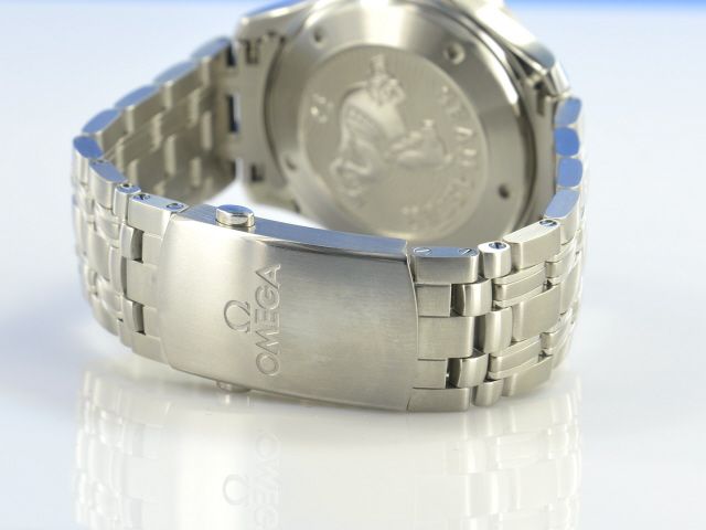 Omega Seamaster Diver 300M Keramik