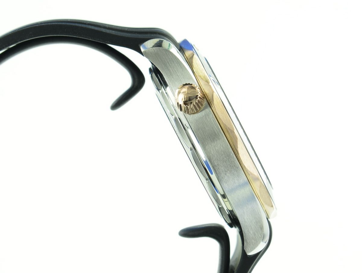 Omega Seamaster Diver 300M Master Chronometer Keramik